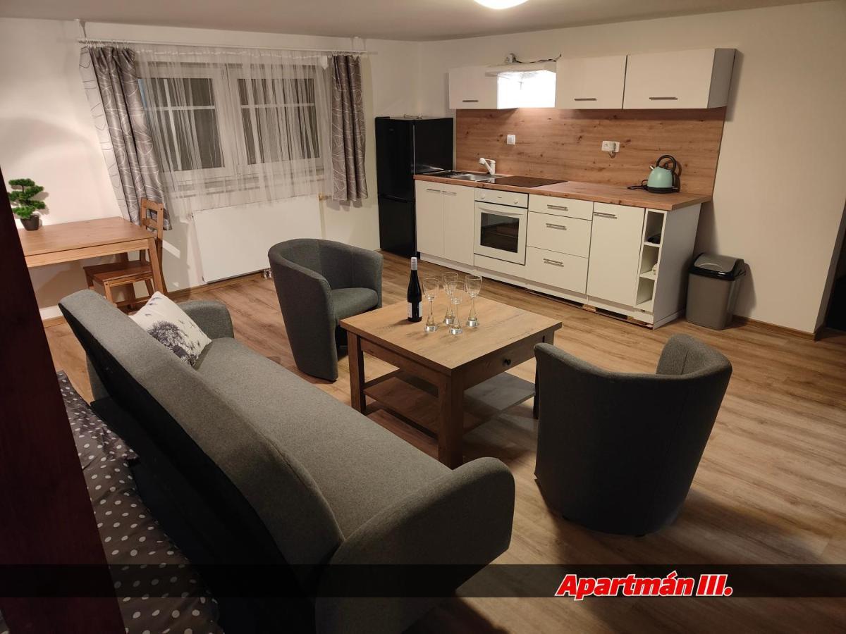 Apartmany Na Ceste Desná 외부 사진
